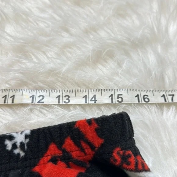 Elf PJ Pants Size Large - Picture 5 of 5
